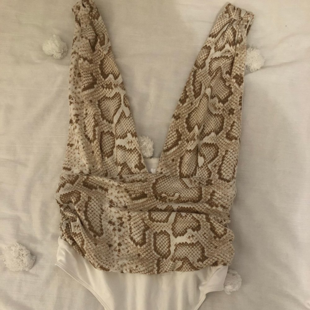Vestique Body Suit